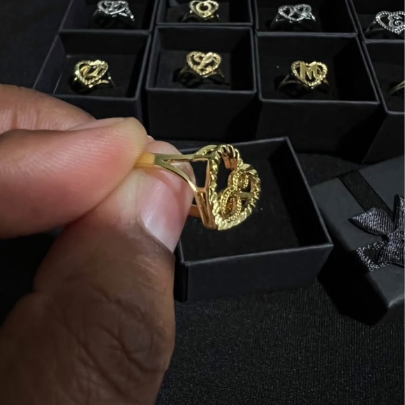 Initial Heart Adjustable Gold Ring Letter E - Picture 2 of 2